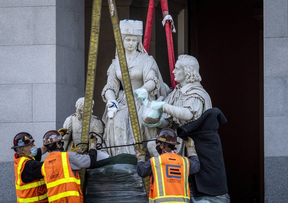 Columbus Statue Removed From California Capitol Rotunda - Village News