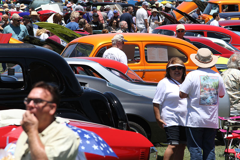 Thousands cruise into Pala Mesa for Fallbrook Vintage Car Show