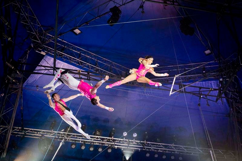 Circus Vargas Returns With Mr Vs Big Top Dream Village News